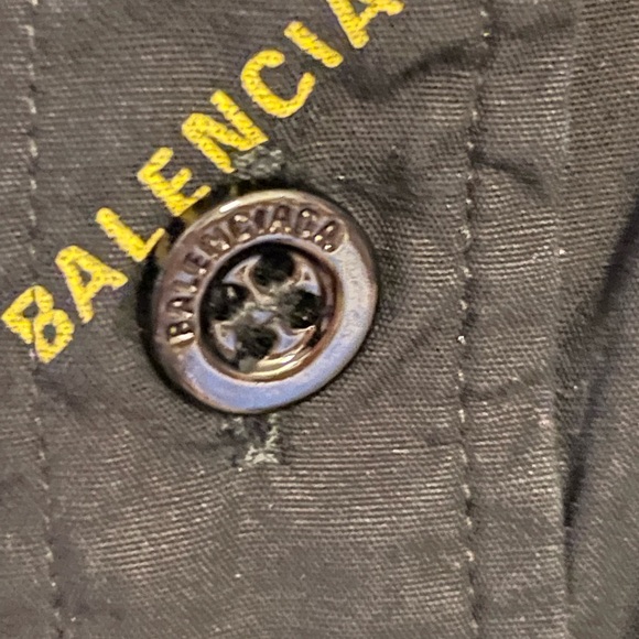 BALENCIAGA Black /Gold Logo Cotton Button Down Short Sleeve Shirt - Picture 5 of 8